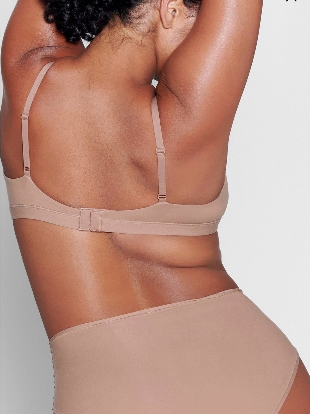 SKIMS Fits Everybody Crossover Bralette in Sienna - Picture 3 of 6